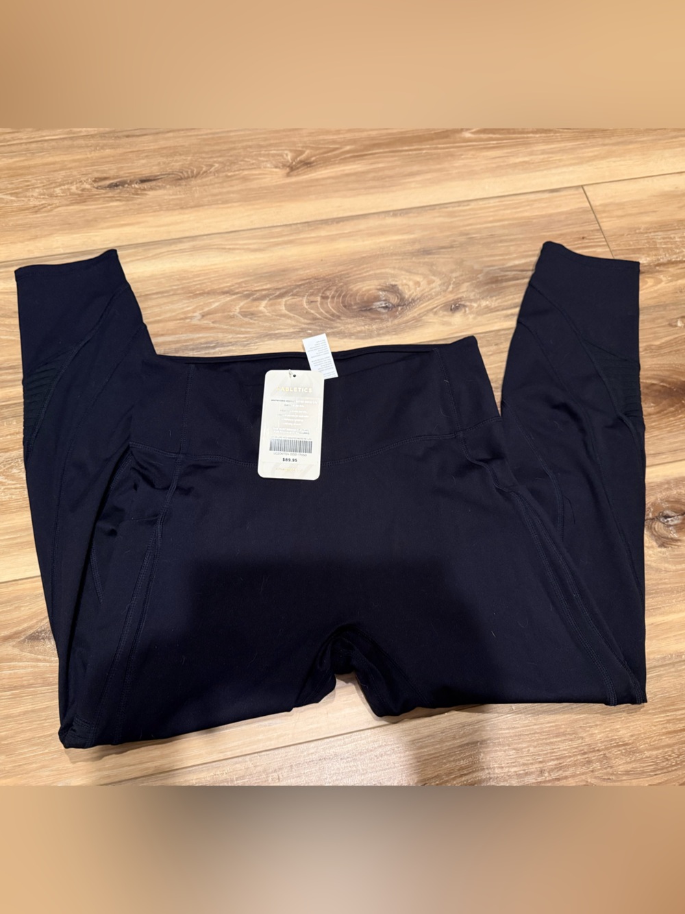 NWT Fabletics Anywhere High-Waisted Moto 7/8 Athletic Leggings Black